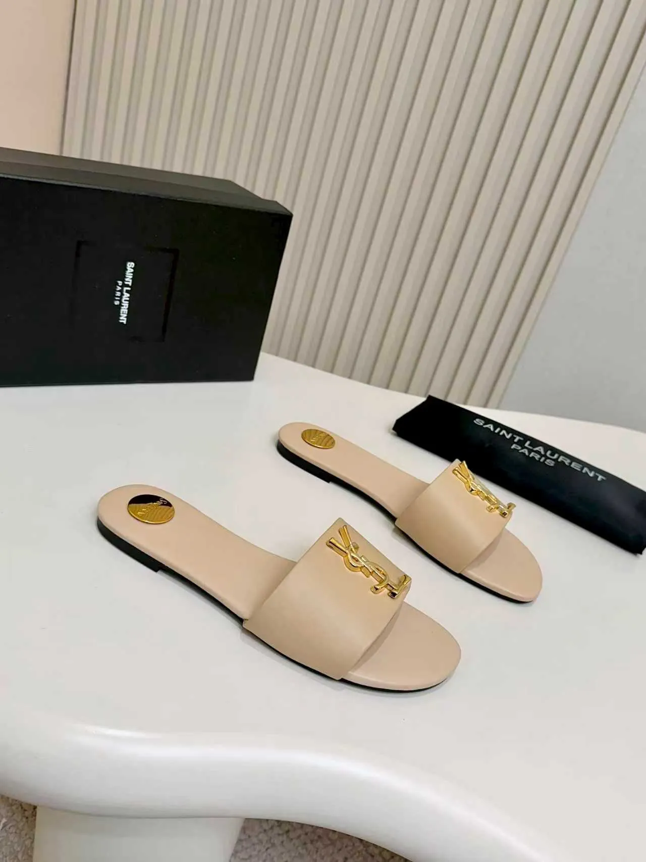 👟👟Ex-factory price 340👟👟 Genuine leather sole +40 YSL new model, upper cowhide leather lining sheepskin, size 35-44, rubber sole, genuine leather sole +40